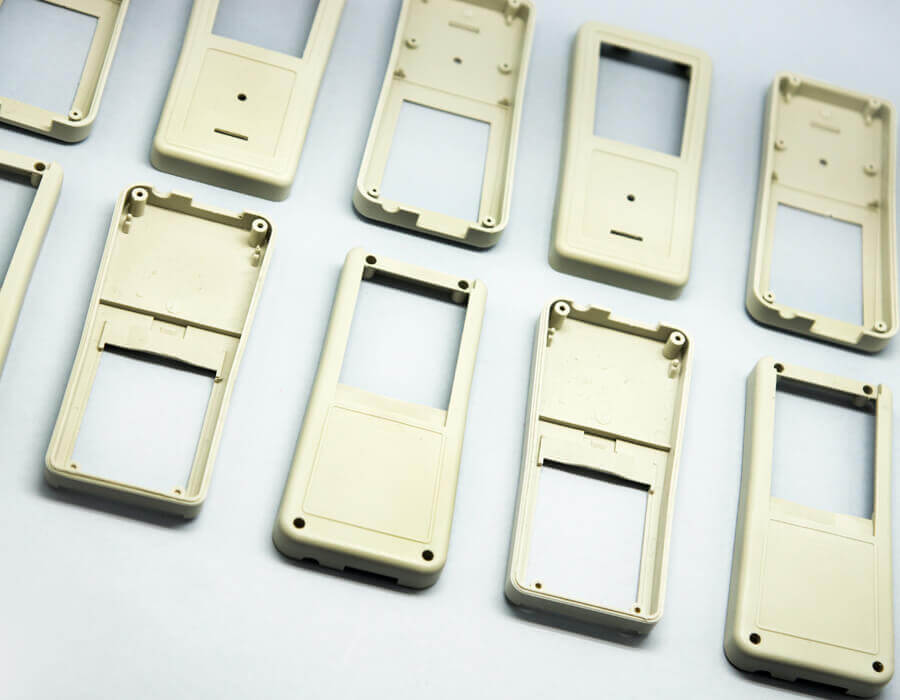 Пластиковые корпуса - литье пластмасс в силиконовые формы Корпуса из пластика